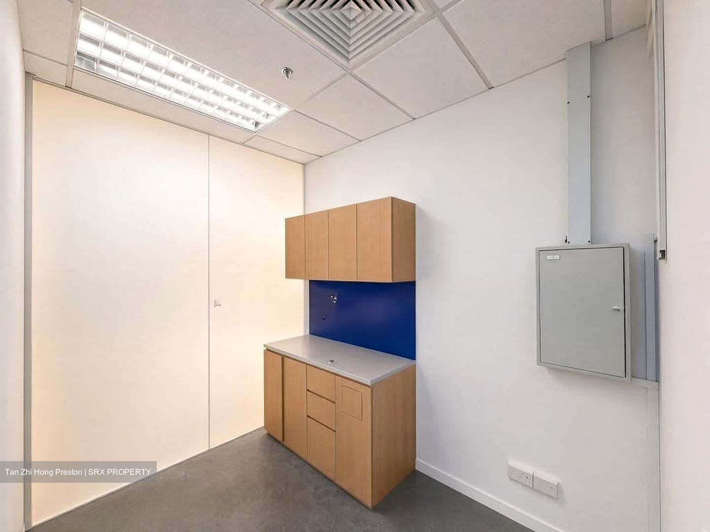 Sif Building (D1), Office #633265231